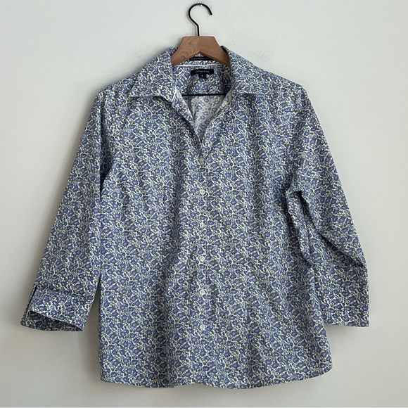 LANDS END SPLIT NECK NO IRON PINPOINT OXFORD BLOUSE  LILAC FLORAL Button Up 16 - Picture 1 of 9